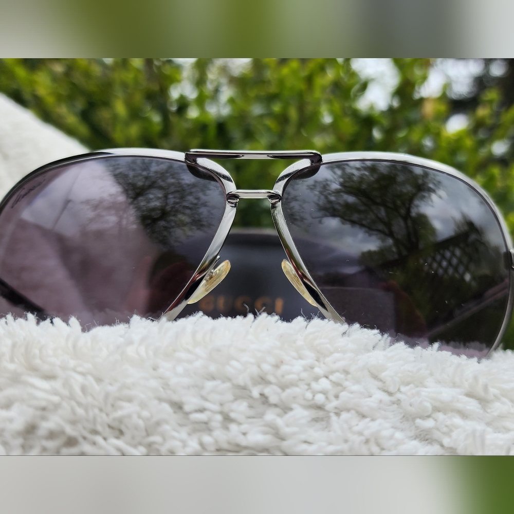 Gucci Sunglasses - Picture 6 of 6